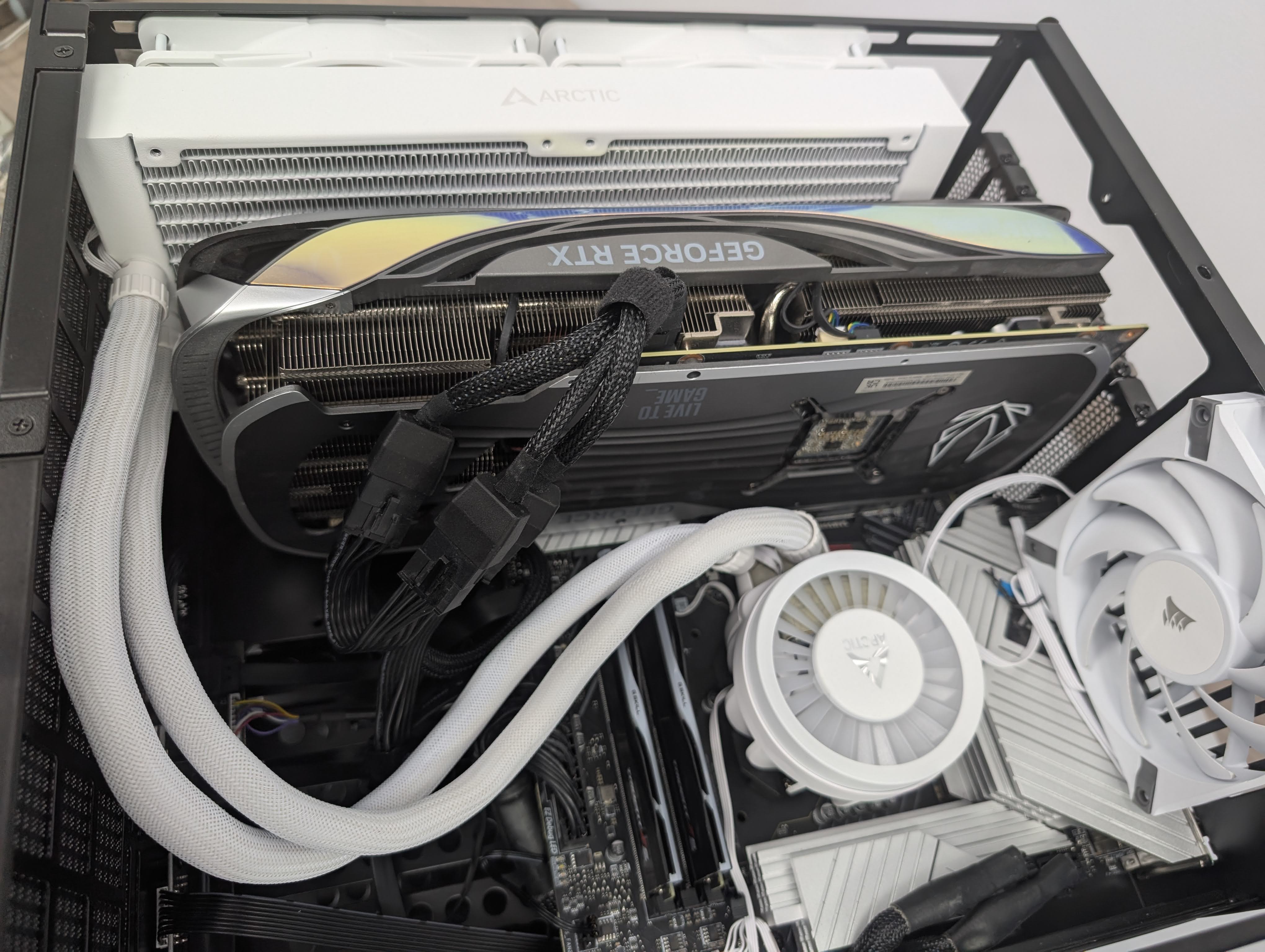 The Cable routing channels are generally well thoguht out and with the 4 bay removed it makes it fairly easy to rout most of the cabling around the case